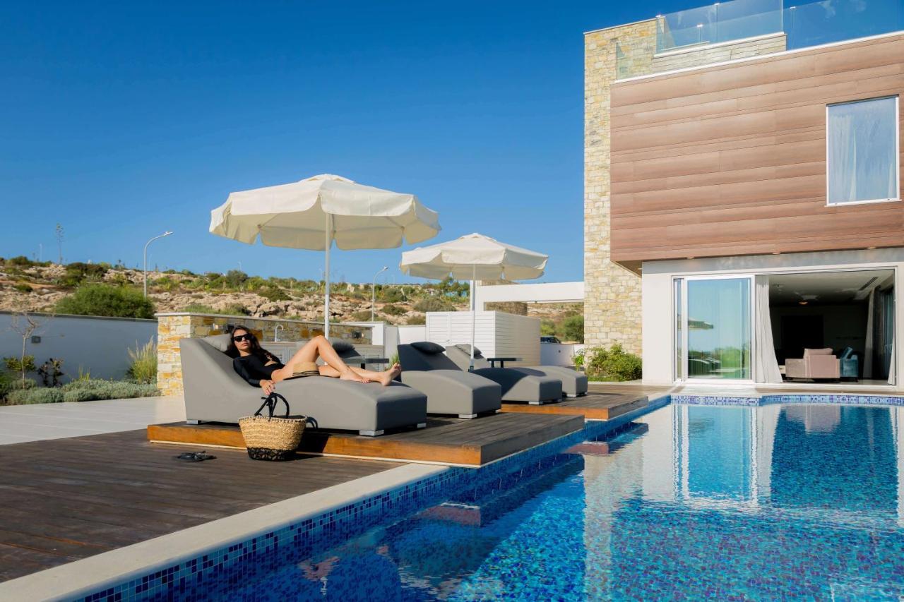Love Bridge Seaview Villas Agia Napa Exterior foto