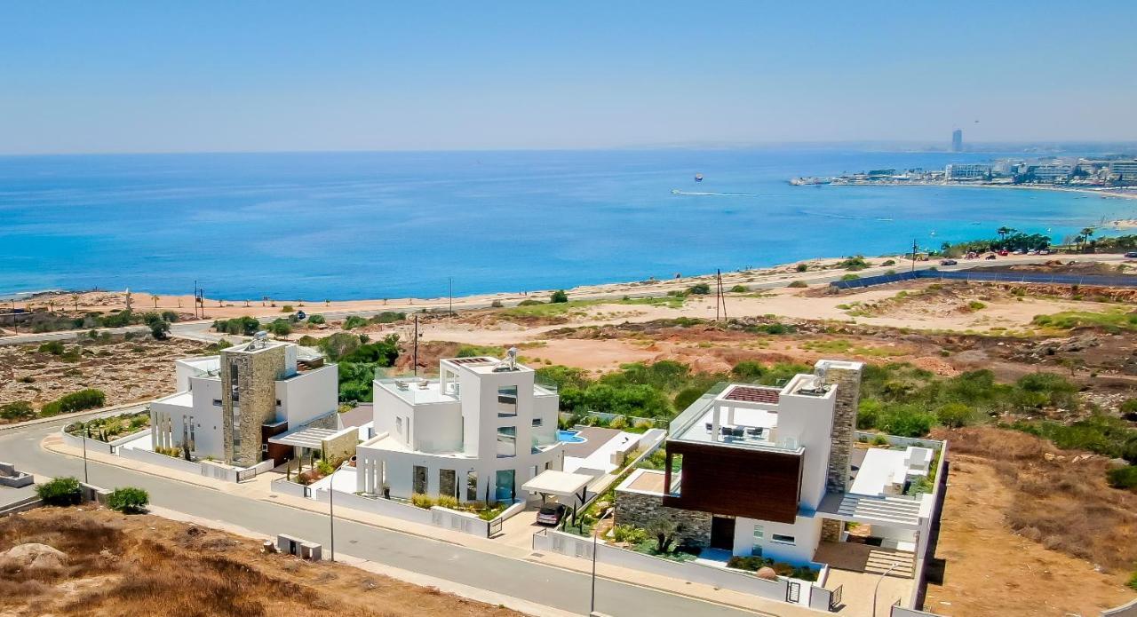 Love Bridge Seaview Villas Agia Napa Exterior foto